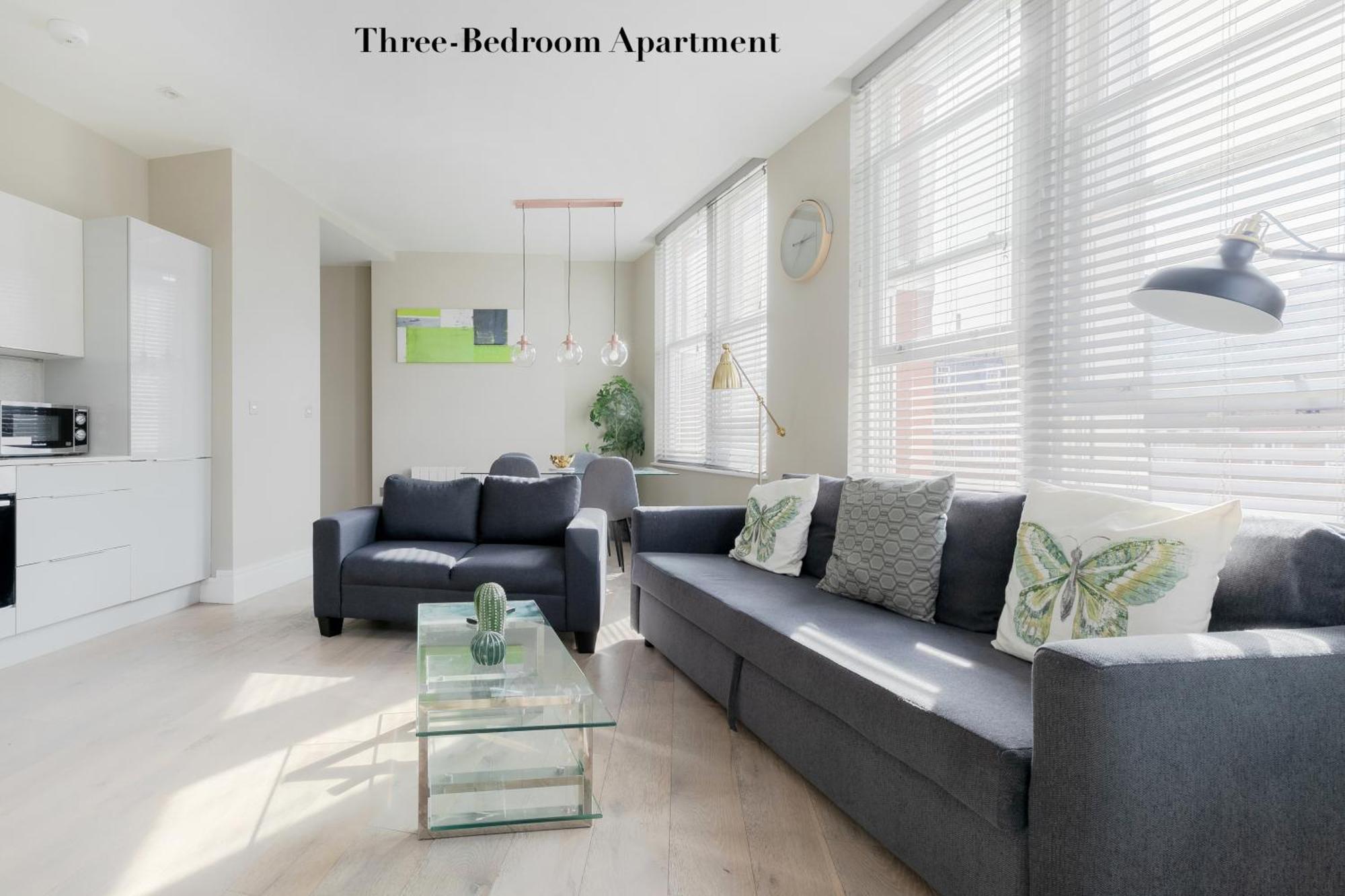 Superb Apartments Opposite Edgware Road Station London Room photo